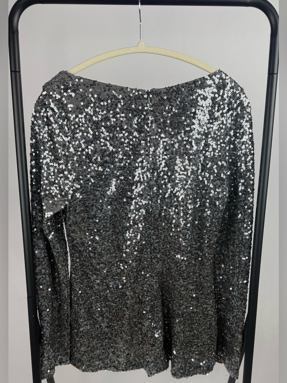 Badgley Mischka Sequin Cowl Neck Top XL Black Long Sleeve Formal - Picture 3 of 6